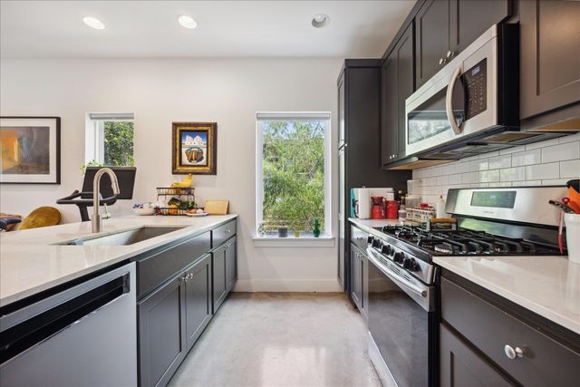 5006 Baker ST B, Austin, TX 78721