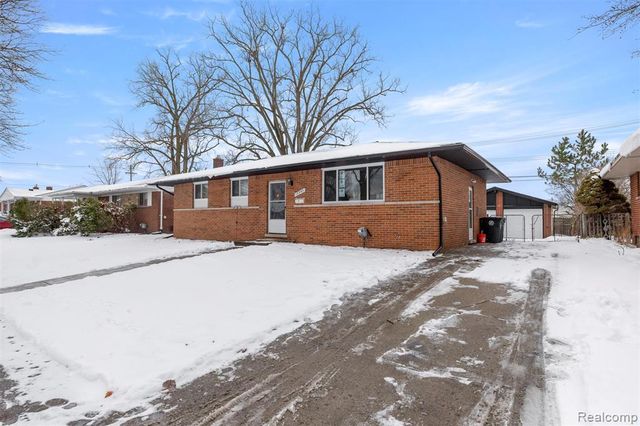 15345 Bainbridge Street, Livonia, MI 48154