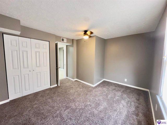 1579 W Vine Street, Radcliff, KY 40160