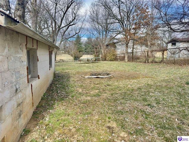 1579 W Vine Street, Radcliff, KY 40160