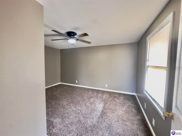 1579 W Vine Street, Radcliff, KY 40160