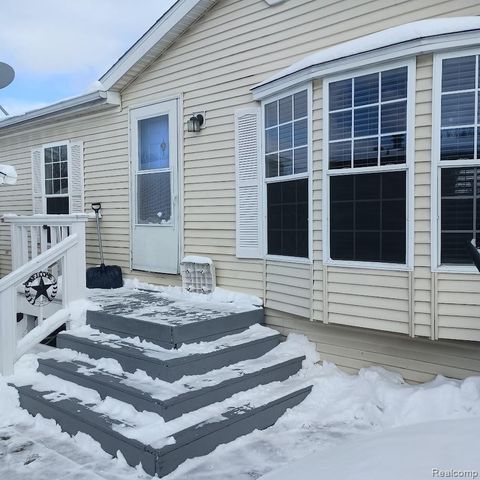 19859 Arcadia Drive, Clinton Charter Township, MI 48036