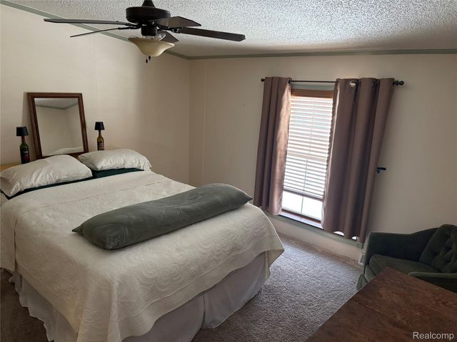 19859 Arcadia Drive, Clinton Charter Township, MI 48036