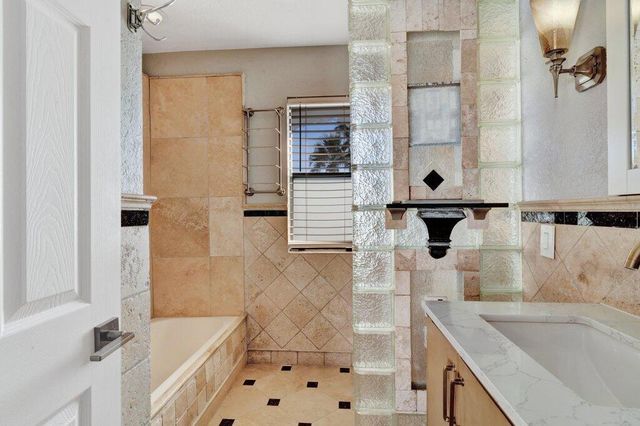 3291 N Sandspring Drive, Palm Springs, CA 92262