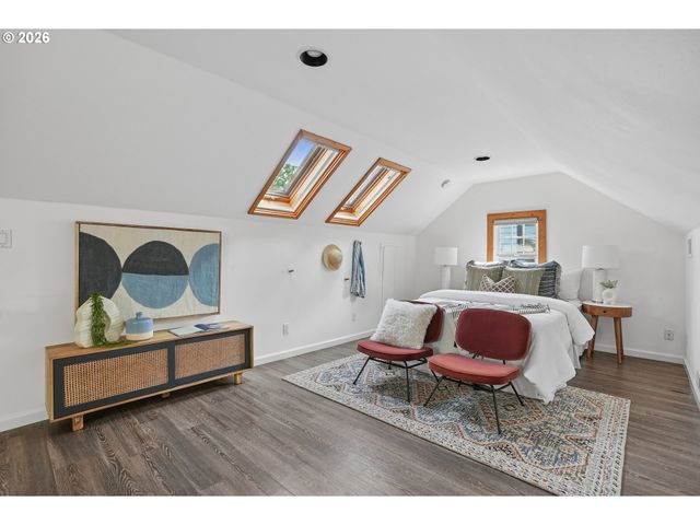112 W 35TH St, Vancouver, WA 98660