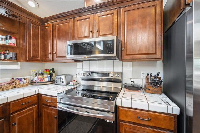 9013 Green River Way, Orangevale, CA 95662