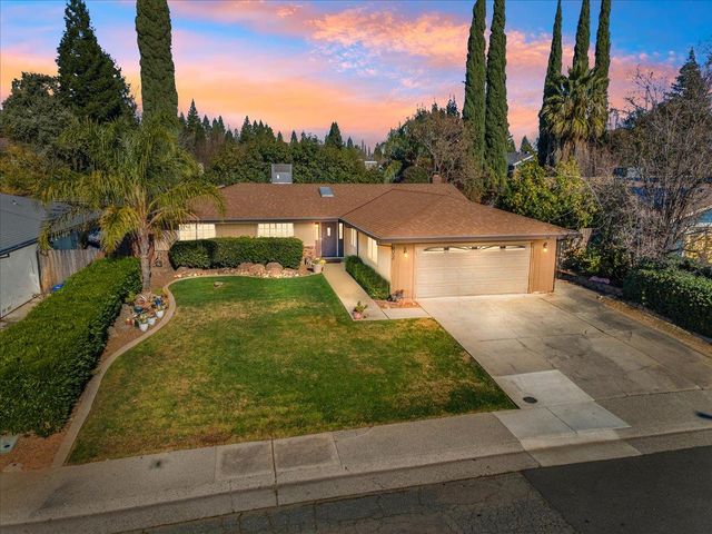 9013 Green River Way, Orangevale, CA 95662