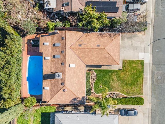 9013 Green River Way, Orangevale, CA 95662