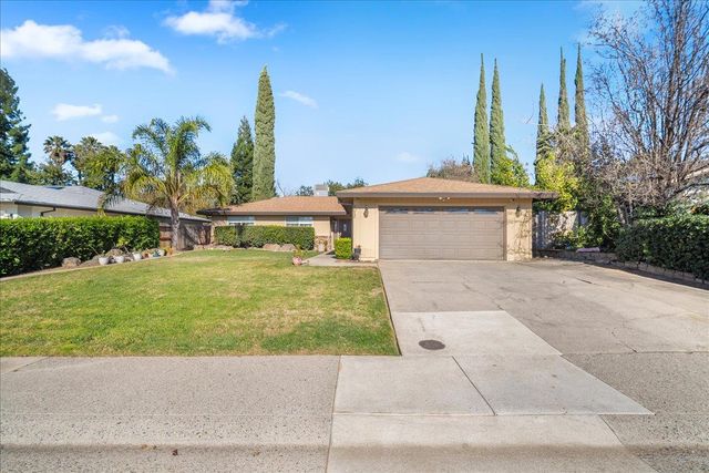 9013 Green River Way, Orangevale, CA 95662