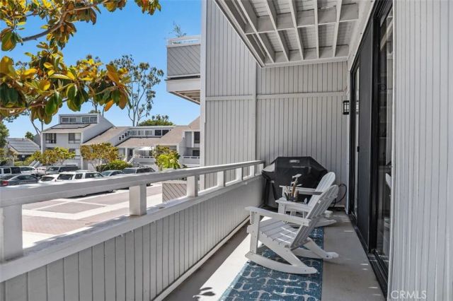 12 Aries Court, Newport Beach, CA 92663