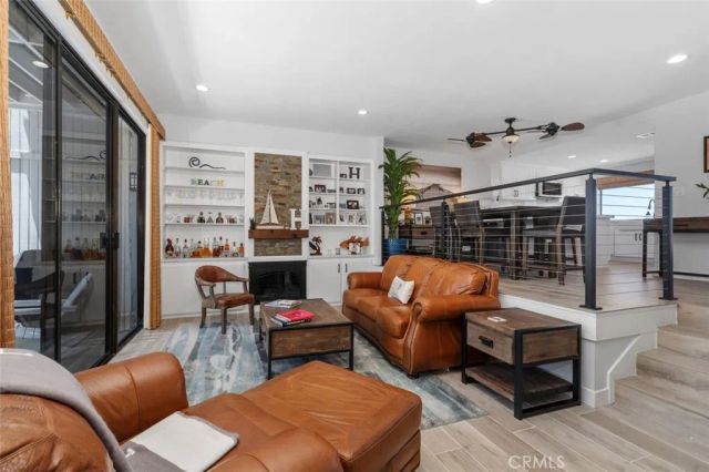 12 Aries Court, Newport Beach, CA 92663