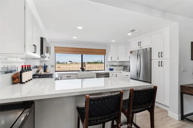 12 Aries Court, Newport Beach, CA 92663