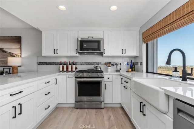 12 Aries Court, Newport Beach, CA 92663