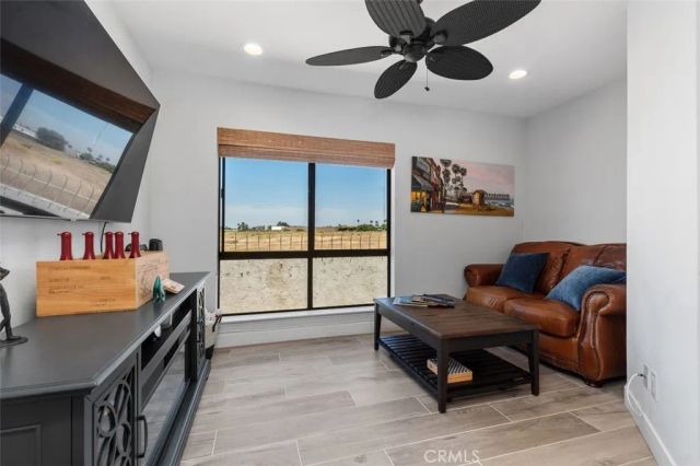 12 Aries Court, Newport Beach, CA 92663