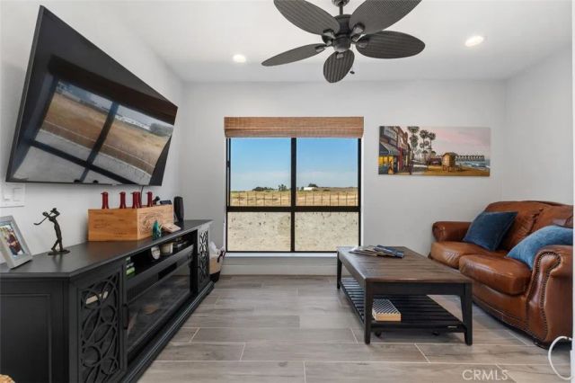 12 Aries Court, Newport Beach, CA 92663