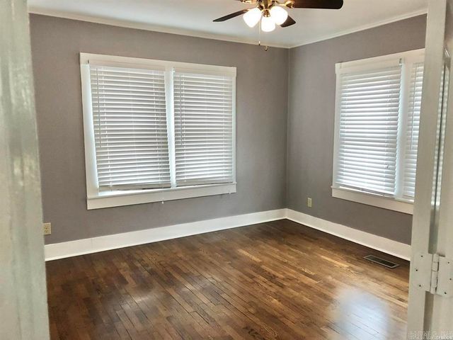 305 Oakwood Avenue, Hot Springs, AR 71913