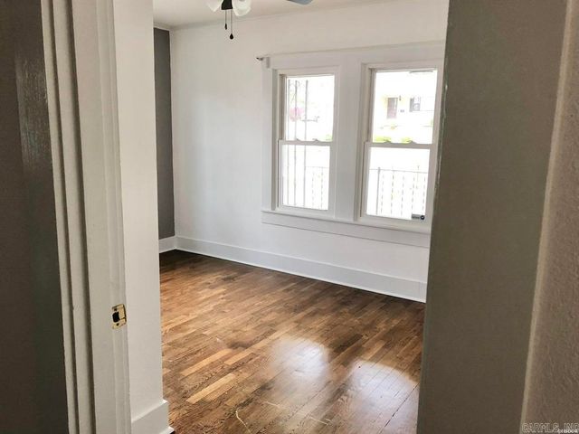 305 Oakwood Avenue, Hot Springs, AR 71913