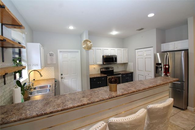 3698 SE 2nd Drive, Homestead, FL 33033