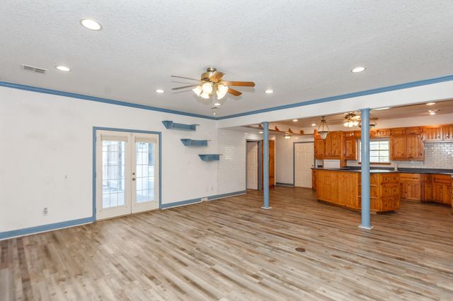 7316 Pine Drive, Alvin, TX 77511