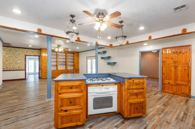 7316 Pine Drive, Alvin, TX 77511