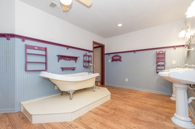 7316 Pine Drive, Alvin, TX 77511