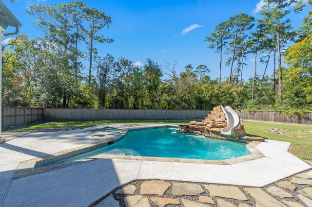 7316 Pine Drive, Alvin, TX 77511