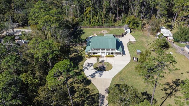 7316 Pine Drive, Alvin, TX 77511