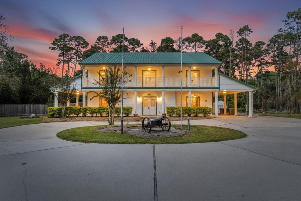 7316 Pine Drive, Alvin, TX 77511