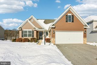 355 AZALEA DR, Windsor, PA 17366