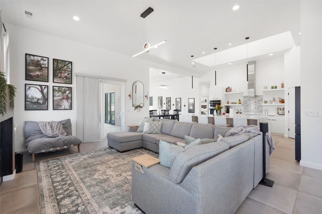 10 E Serena, Santa Fe, NM 87508