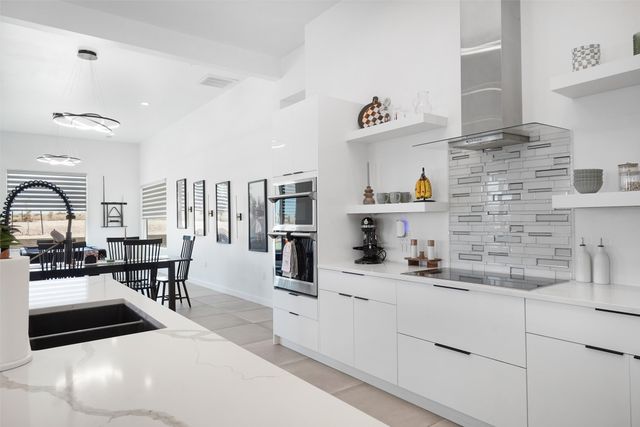 10 E Serena, Santa Fe, NM 87508