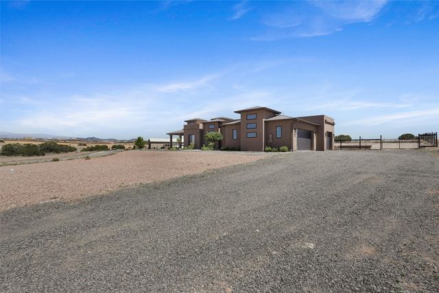 10 E Serena, Santa Fe, NM 87508