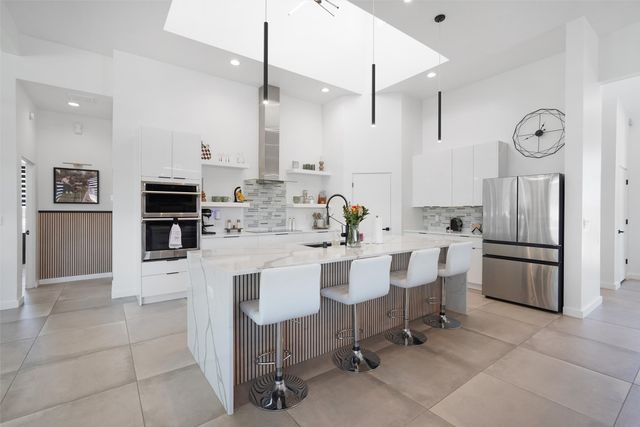 10 E Serena, Santa Fe, NM 87508
