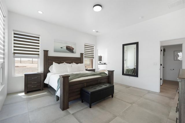 10 E Serena, Santa Fe, NM 87508