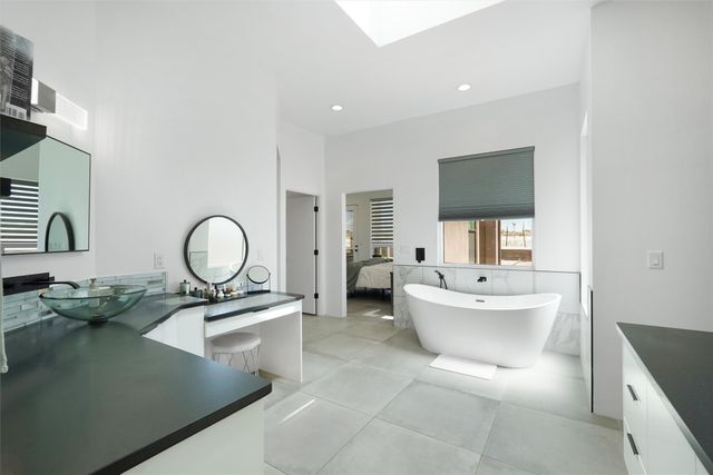 10 E Serena, Santa Fe, NM 87508