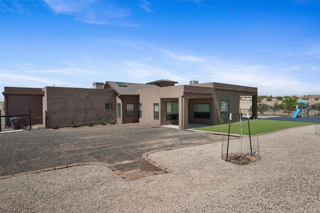 10 E Serena, Santa Fe, NM 87508