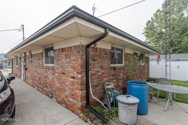 5235 303rd Street, Toledo, OH 43611