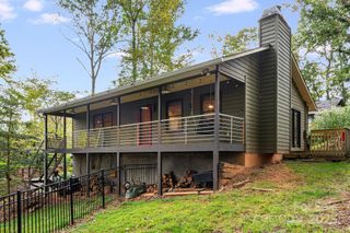 98 Clarks Chapel Road, Weaverville, NC 28787
