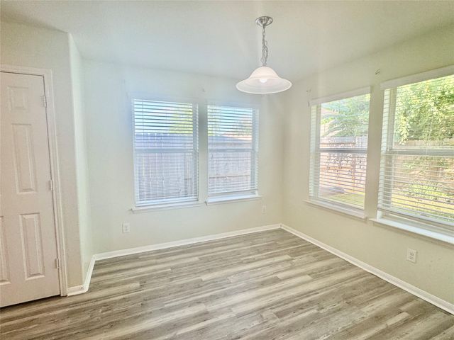 1205 Quarterhorse Drive, Alvin, TX 77511