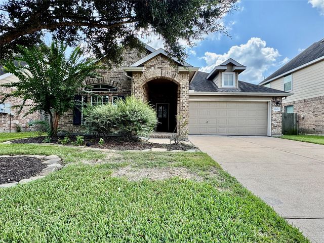 1205 Quarterhorse Drive, Alvin, TX 77511