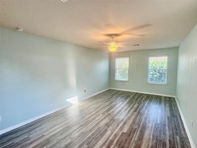 1205 Quarterhorse Drive, Alvin, TX 77511