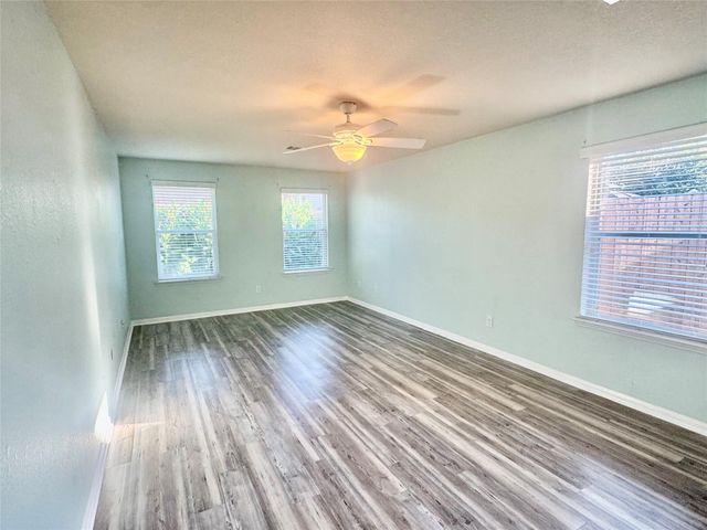 1205 Quarterhorse Drive, Alvin, TX 77511