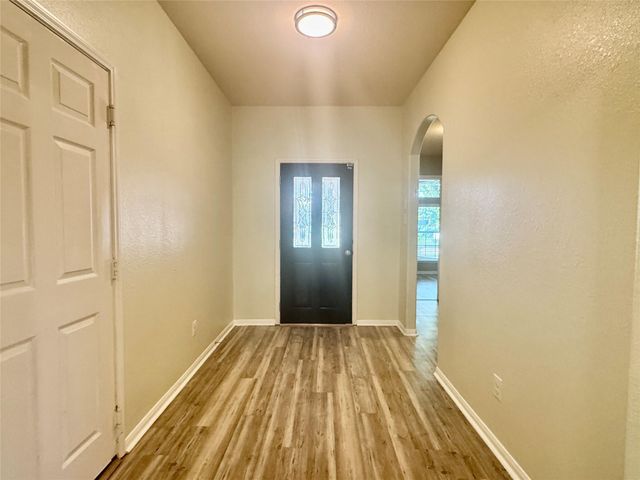 1205 Quarterhorse Drive, Alvin, TX 77511