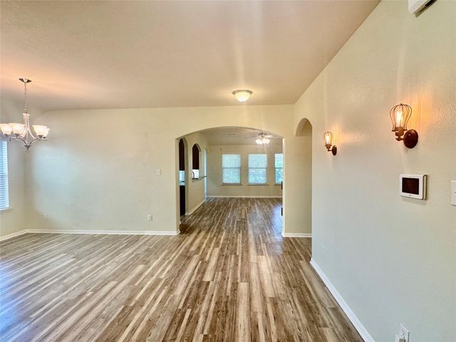 1205 Quarterhorse Drive, Alvin, TX 77511