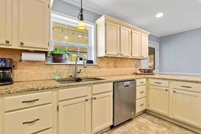 3436 Rupe Huffman Rd, Longview, TX 75605