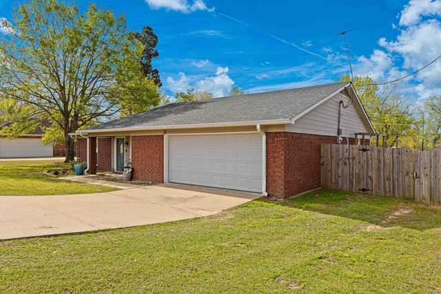 3436 Rupe Huffman Rd, Longview, TX 75605