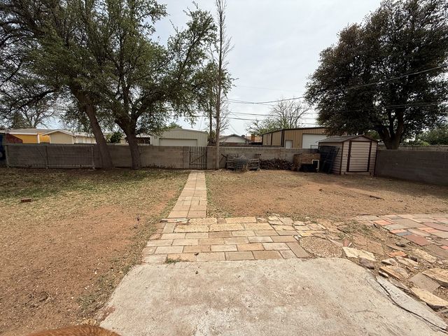 3824 Blossom Lane, Odessa, TX 79762