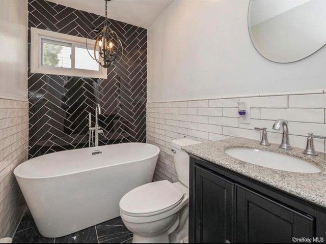 8 Crabtree Lane, Levittown, NY 11756