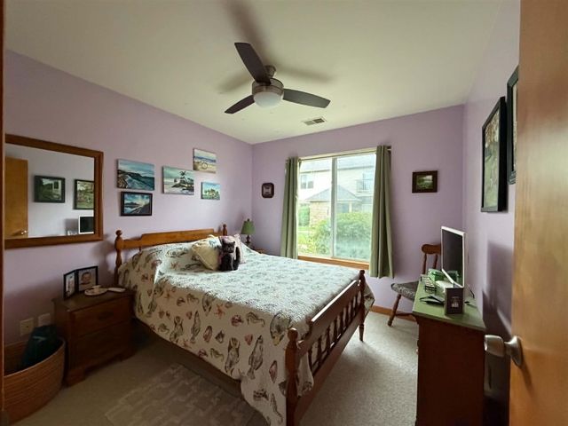 24134 Wedgewood Circle 39, Warren, MI 48091