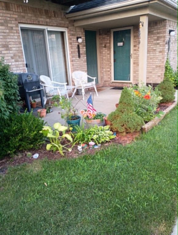 24134 Wedgewood Circle 39, Warren, MI 48091